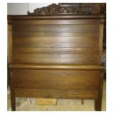 ANTIQUE OAK BED