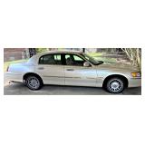 2001 LINCOLN  38000 MILES
