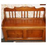 BENCH W/STORAGE