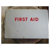 VINTAGE FIRST AID KIT