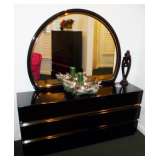 BLACK LAQUER BEDROOM