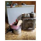 deep freezer/floor fan