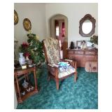 wall mirror, collectibles