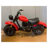 Massimo Motor Pull Start Gas Mini Bike In Running Condition.