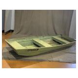 10ft. Metal Fishing Boat With Oar. 