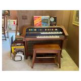 Lowrey Genie 88 Organ With Bench.
