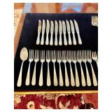 Kirk steiff sterling set old maryland Engraved 78 pieces $3,850 (Firm Price) 4,458 Grams