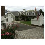 HUNTINGTON BAY:TRADITIONAL QUALITY BY FULL OF SURPRIZES FRI, 10/23 & SAT, 10/24 10:00 TO 4:00 