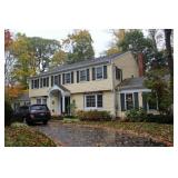 ROSLYN ESTATES: QUALITY & CLASS BY FULL OF SURPRIZES,  WED, NOV. 4TH & THURS, NOV. 5TH FROM 10 TO 4