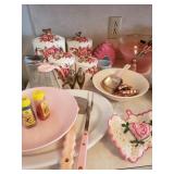 Amazing VINTAGE Packed Kitchen!