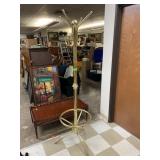 FRIDAY NIGHT WEEKLY AUCTION / ANTIQUES/ JEWELRY COINS