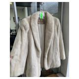 THURSDAY WEEKLY AUCTION WELLS FARGO GUN ANTIQUES CLOISONNE