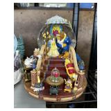 DISNEY WATER GLOBE 