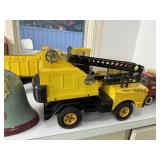 VINTAGE METAL TONKA TOYS TRUCKS 
