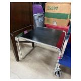 KNOLL LACCIA TABLE MORE