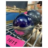 ART GLASS & ANTIQUES