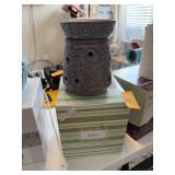 SCENTSY WAX WARMER