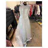  WED CLOTHING AUCTION NEW SWIMSUITS DESIGNER & MORE