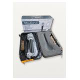 Wahl Clipper Set in Case