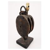 Wheel Pulley block table lamp