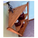 Corner shelving unit