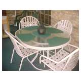 patio table & chairs