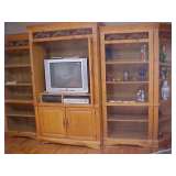 Entertainment center