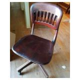 VINTAGE WOOD OFFICE CHAIR