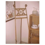 Antique bentwood easel