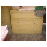 Bassett dresser