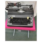 Working elec. typewriter