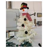 Snowman lighted tree