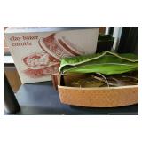 Bun warmer/clay baker