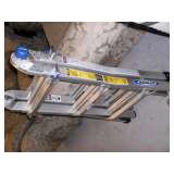 LIKE NEW COLLASPABLE LADDER