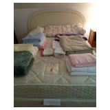 Double Bed & Linens