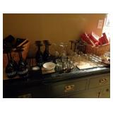 Glasses/Buffet