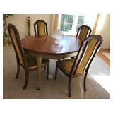 Dining RAoom Table & Chairs