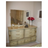 dresser & mirror