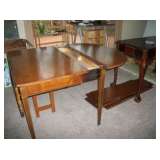 Extension Table w/4 leaves