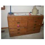 Chest of drawers