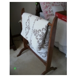 Quilt rack & quilt