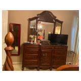 Dresser & Mirror