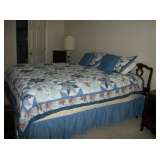 King Size Bed & Bedding