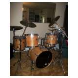 Pearl Drum Set
