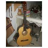 Lucero Guitar LC-200CE