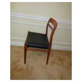 Gustav Bahus DR Chair 1 of 8