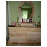 Dresser & Mirror