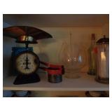 Old Scale, Straw Holder & More