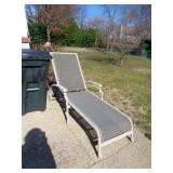 CHAISE