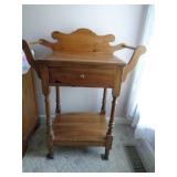 Pa. House Wash Stand